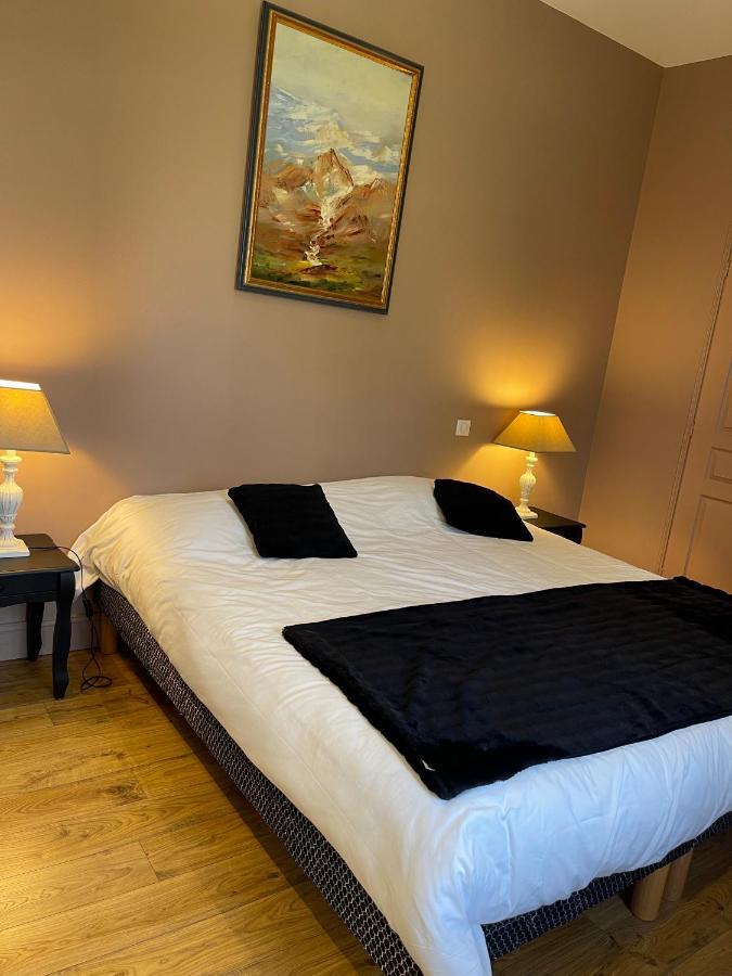 Domaine Des Peyries - Chambres Et Table D'Hotes Saint-Barthelemy-d'Agenais Buitenkant foto