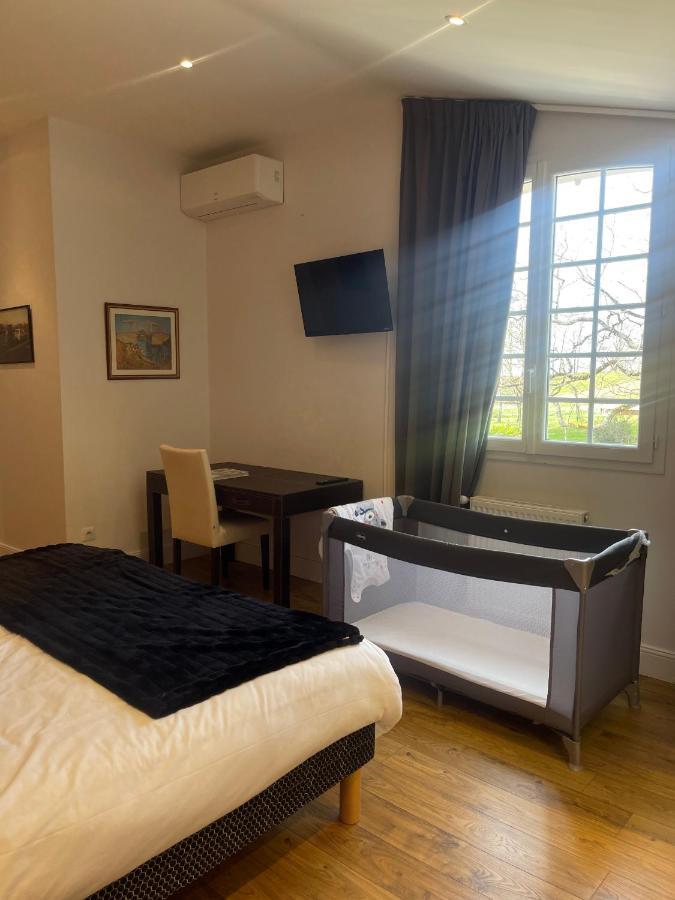 Domaine Des Peyries - Chambres Et Table D'Hotes Saint-Barthelemy-d'Agenais Buitenkant foto